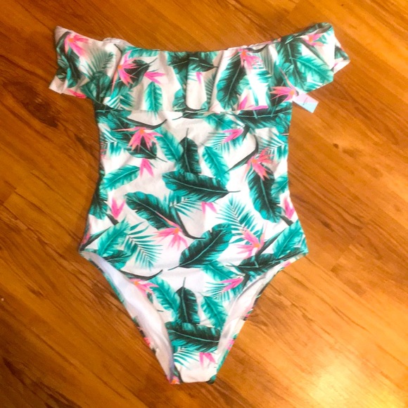 Swimsuit - Picture 1 of 3